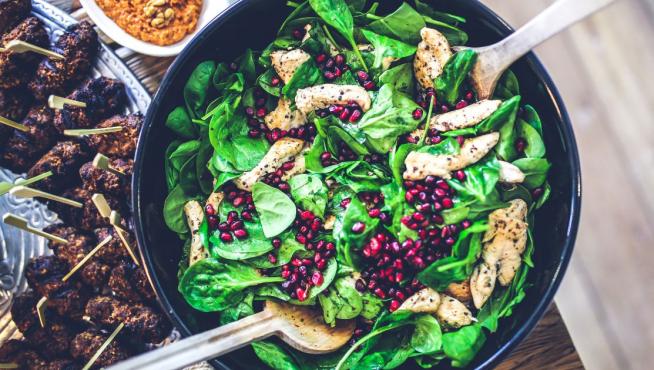 El superalimento que ayuda a hacer la digestión y es perfecto para adelgazar