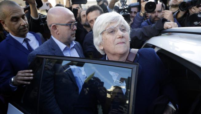 Detienen a la eurodiputada de JxCat Clara Ponsatí en Barcelona.