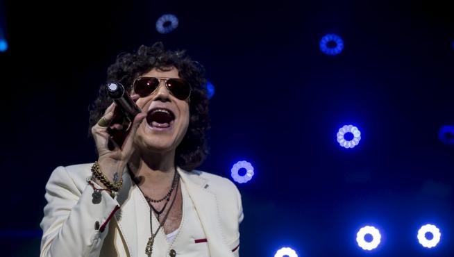 [[[HA ARCHIVO]]] Id: 2017-3518944 Fecha: 16/12/2017 Propietario: Heraldo de Aragón Autor: MARCO, JOSÉ MIGUEL descri: Concierto de Bunbury en el Principe Felipe de Zaragoza.