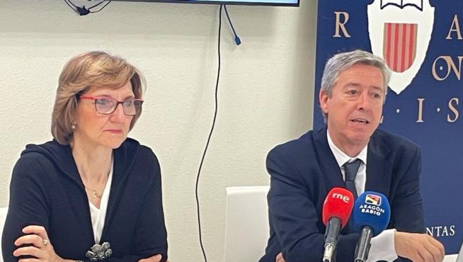02/06/2023 El presidente de la Cámara de Cuentas, Alfonso Peña, y la consejera, Rosa Montolío. ESPAÑA EUROPA ARAGÓN POLÍTICA CÁMARA DE CUENTAS.