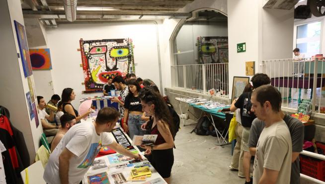 Foto de Merkazine. el mercadillo de fanzines en la Harinera de Zaragoza