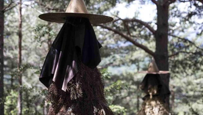Una de las brujas del parque temático en el Serrat Negre en Laspaúles.