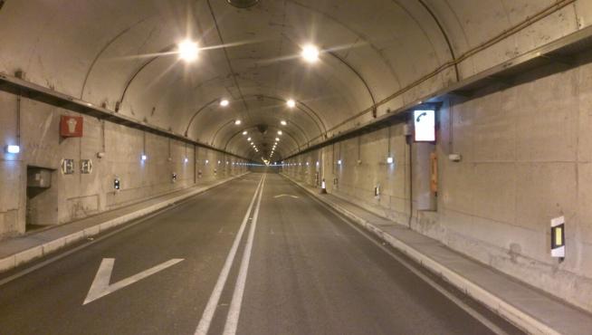 El túnel tiene 3 kilómetros de longitud y comunica los municipios de Bielsa y Aragnouet.