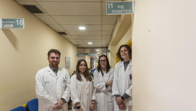 Profesionales de la Unidad de pie diabético de Aragón, en el Hospital Nuestra Señora de Gracia.