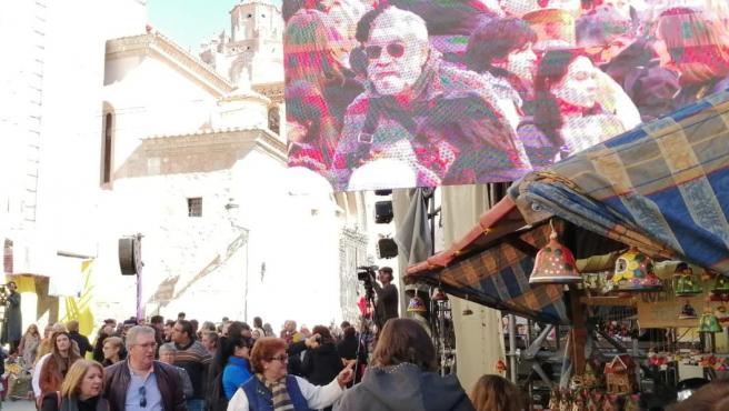 Gentío en las calles de Teruel.