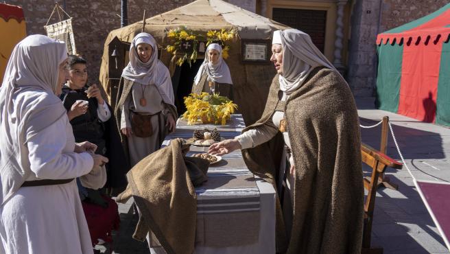 Ambiente en las calles de Teruel con motivo de Las Bodas de Isabel