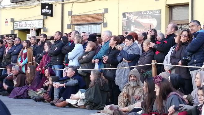 El público reconoce el trabajo de los actores con un aplauso