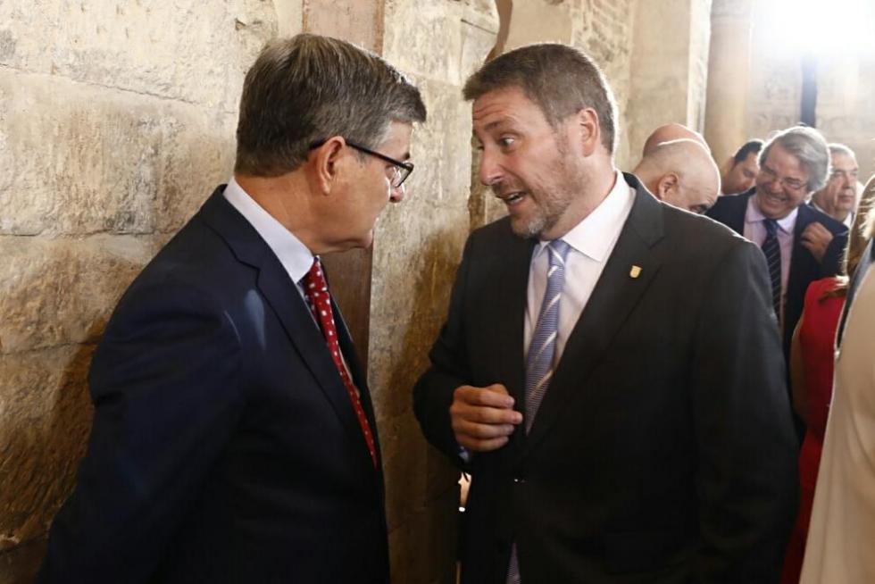 Toma de posesión de Javie Lambán como presidente de Aragón en el palacio de la Aljafería