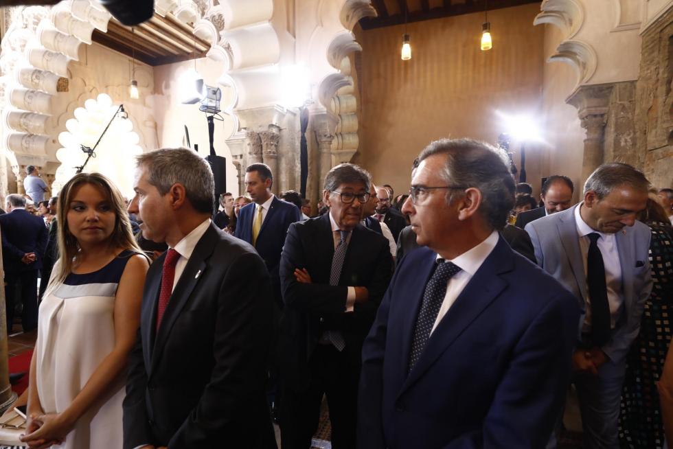 Toma de posesión de Javier Lambán como presidente de Aragón en el palacio de la Aljafería.