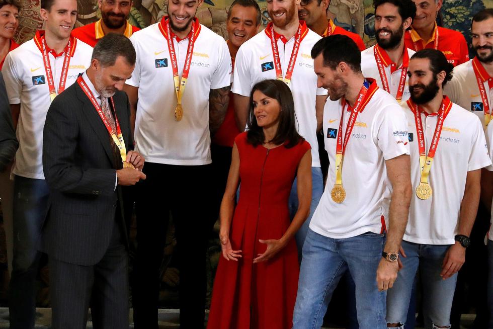 Los reyes reciben en audiencia a la selección española de baloncesto