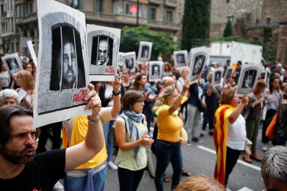 Tras conocer la sentencia del procés se han producido concentraciones y cortes de carreteras como muestra de apoyo a los políticos presos.