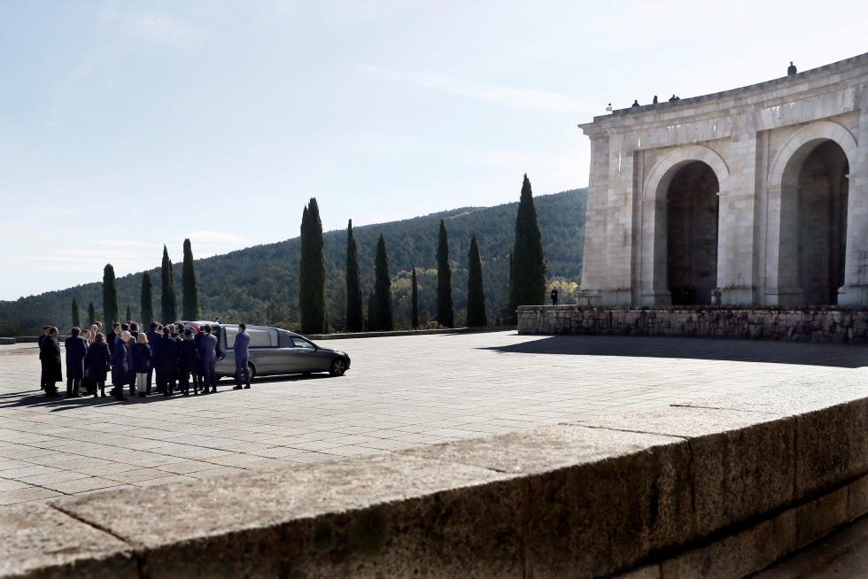 La exhumación de Franco, en imágenes