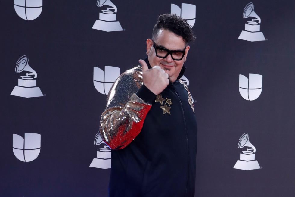 Las Vegas (United States), 15/11/2019.- El Guincho arrives for the 20th annual Latin Grammy Awards ceremony at the MGM Grand Garden Arena in Las Vegas, Nevada, USA, 14 November 2019. The Latin Grammys recognize artistic and/or technical achievement, not sales figures or chart positions, and the winners are determined by the votes of their peers - the qualified voting members of the Latin Recording Academy. (Estados Unidos) EFE/EPA/NINA PROMMER Arrivals - 20th Latin Grammy Awards