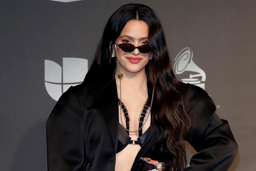 Las Vegas (United States), 15/11/2019.- Pedro Capo poses with the Best Urban Fusion/Performance and Song of the Year awards in the press room during the 20th annual Latin Grammy Awards ceremony at the MGM Grand Garden Arena in Las Vegas, Nevada, USA, 14 November 2019. The Latin Grammys recognize artistic and/or technical achievement, not sales figures or chart positions, and the winners are determined by the votes of their peers - the qualified voting members of the Latin Recording Academy. (Estados Unidos) EFE/EPA/NINA PROMMER Press Room - 20th Latin Grammy Awards