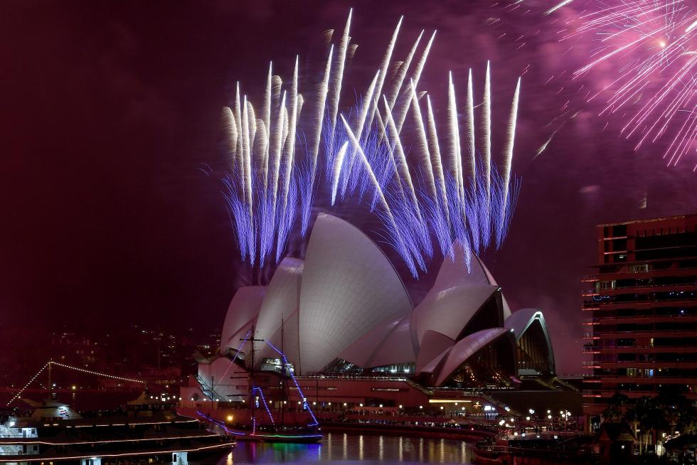 Fuegos artificiales en la Ópera de Sidney