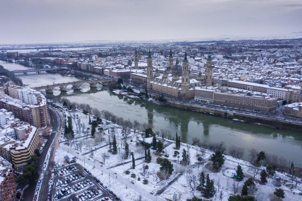 Zaragoza, a vista de dron