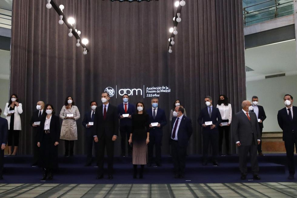 Los reyes presiden la entrega de premios de la APM