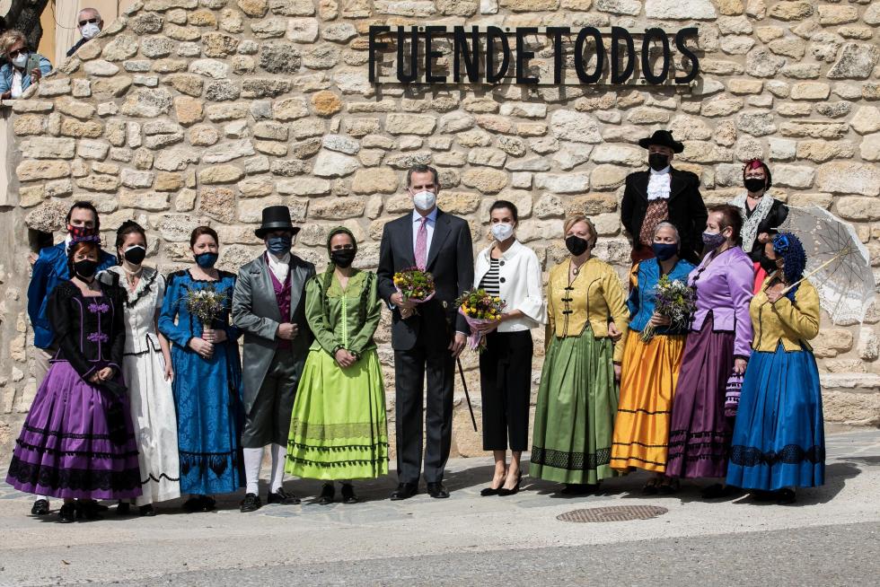 Los Reyes visitan Fuendetodos en el 275 aniversario del nacimiento de Goya