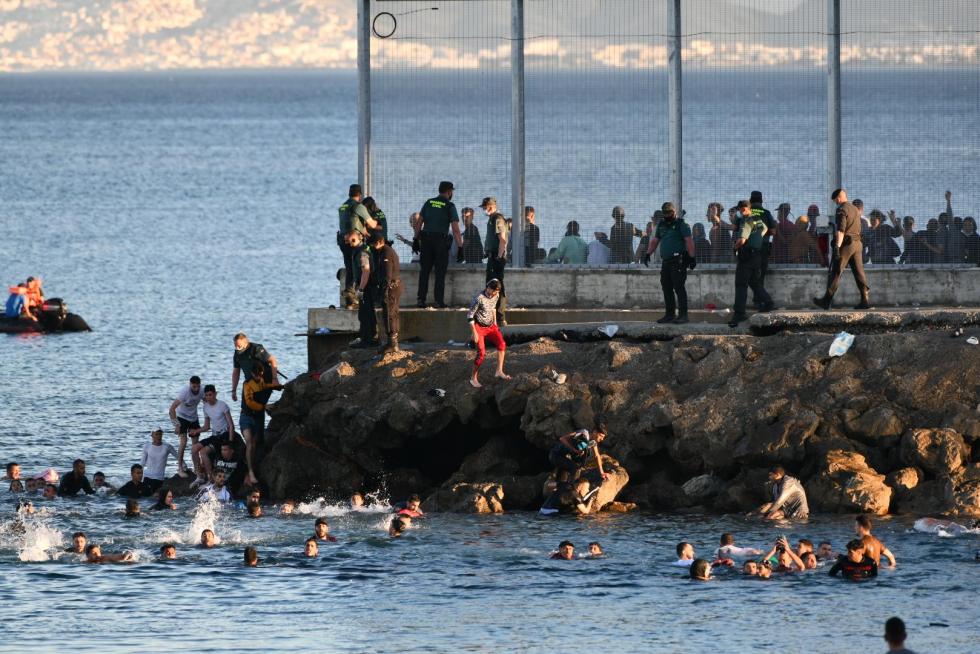 Llegada masiva de migrantes a Ceuta.