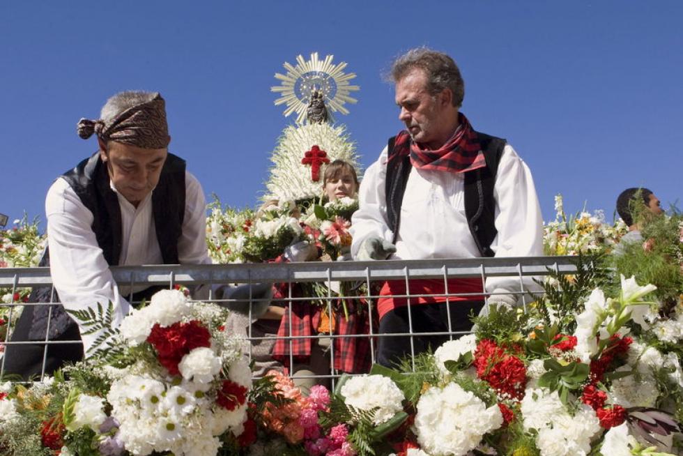 Diversión y buenos ratos bajo un sol deslumbrante en el Día del Pilar