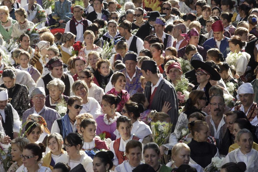 Diversión y buenos ratos bajo un sol deslumbrante en el Día del Pilar