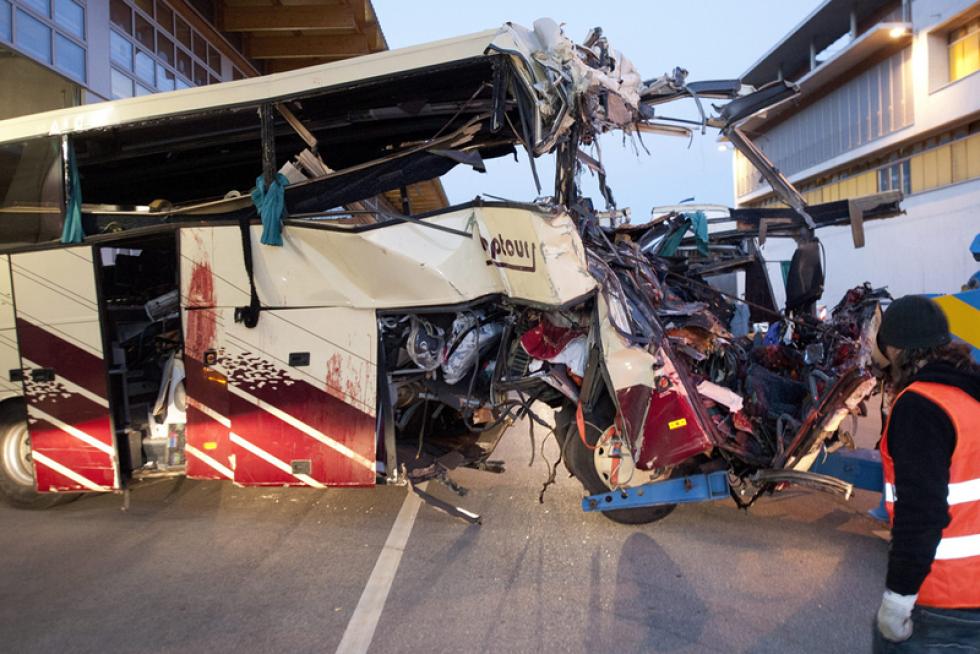 Fotos Accidente De Autobús En Suiza Imágenes