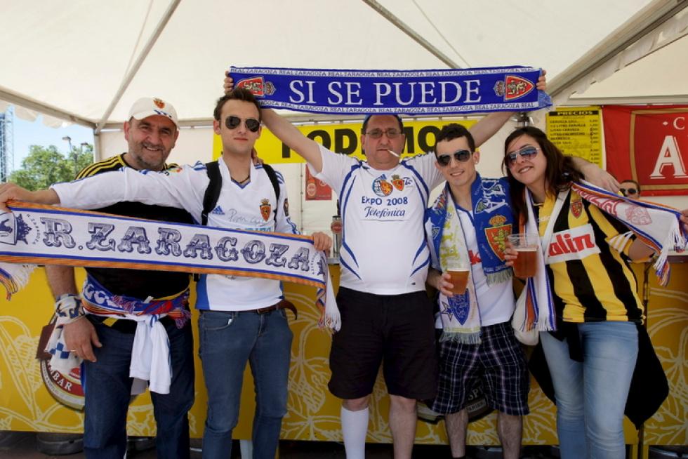 Llegada de los aficionados del Real Zaragoza a Getafe