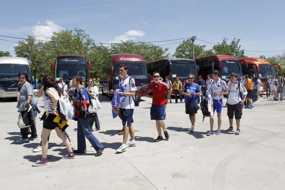 Llegada de los aficionados del Real Zaragoza a Getafe
