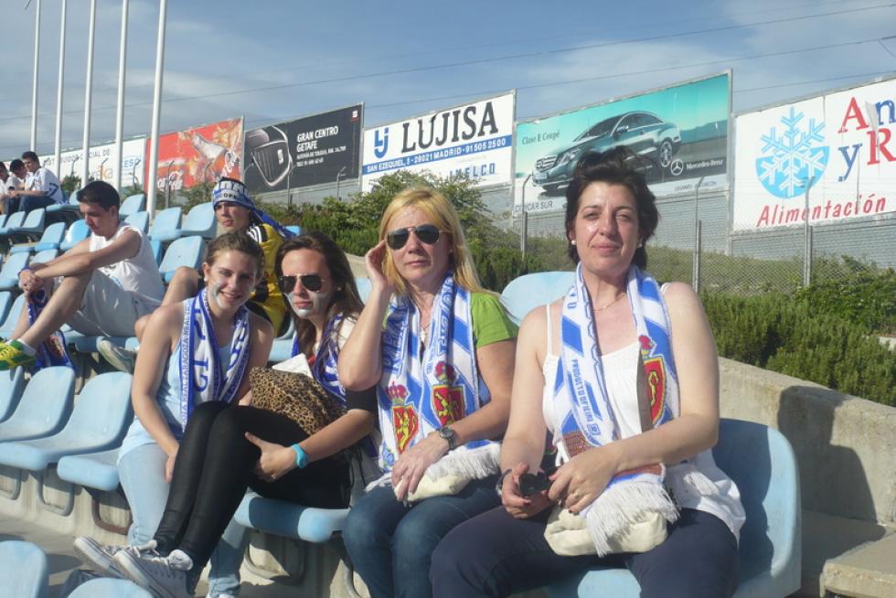 Los zaragocistas muestran cómo vivieron la noche de la salvación en Getafe.