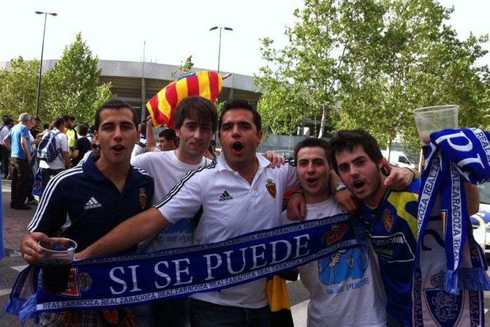 Los zaragocistas muestran cómo vivieron la noche de la salvación en Getafe.