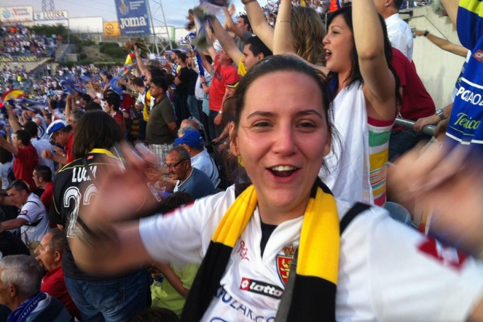 Los zaragocistas muestran cómo vivieron la noche de la salvación en Getafe.