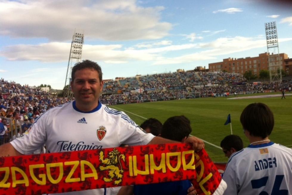 Los zaragocistas muestran cómo vivieron la noche de la salvación en Getafe.