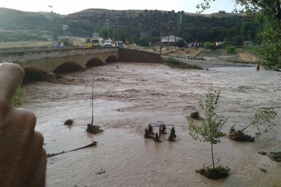 Las fuertes tormentas dejan al menos un desaparecido en Oliete