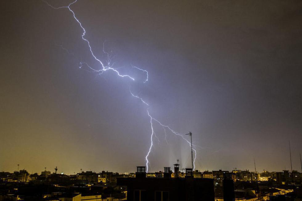 Rayo sobre Zaragoza