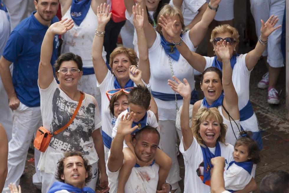 Turiasonenses y visitantes han abarrotado la plaza de España de la ciudad del Queiles para ver la salida del Cipotegato del Ayuntamiento.