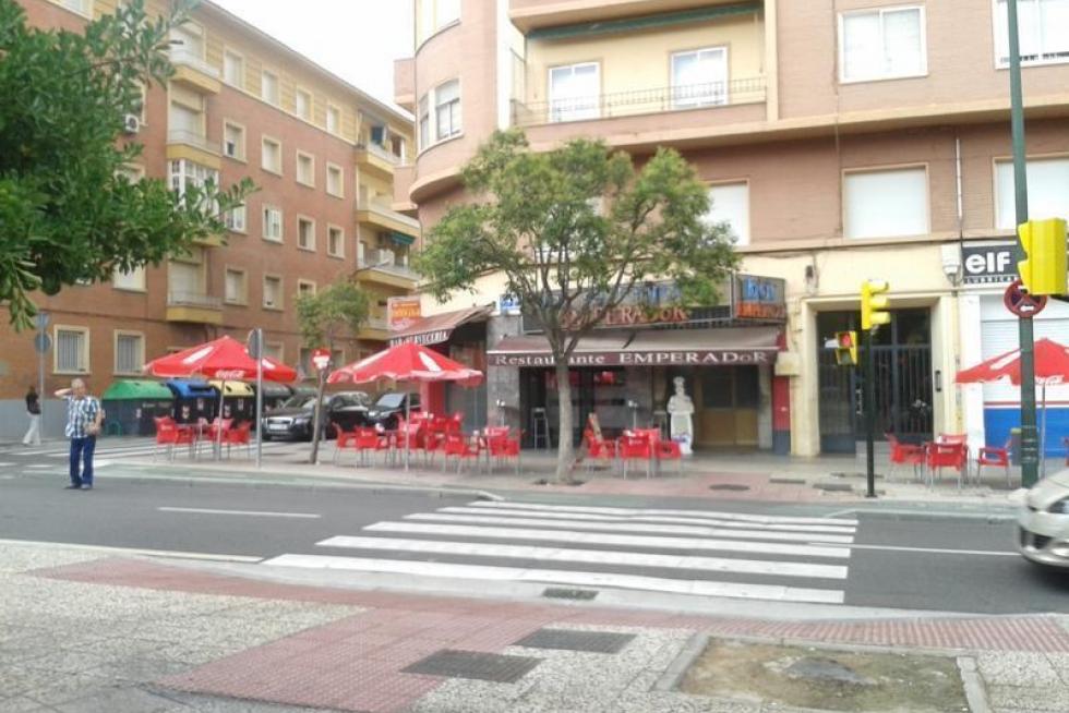 Veladores... y peatones