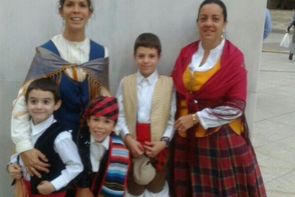 Buscamos la mejor foto de las Fiestas del Pilar 2013. Envíanos la tuya y entra en el sorteo de entradas para el musical de Grease y la Oktoberfest.