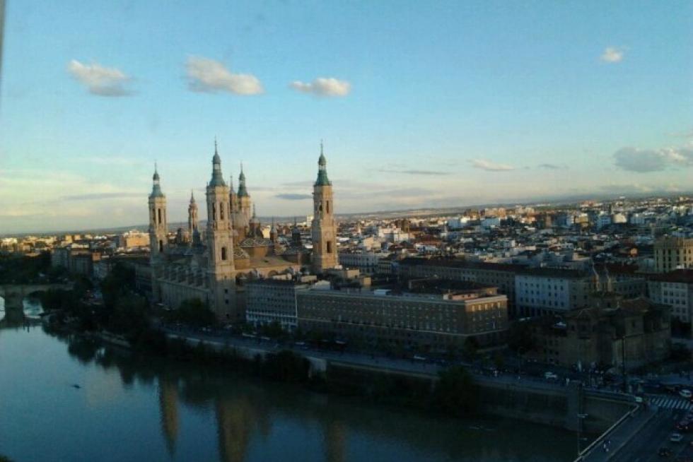 Buscamos la mejor foto de las Fiestas del Pilar 2013. Envíanos la tuya y entra en el sorteo de entradas para el musical de Grease y la Oktoberfest.
