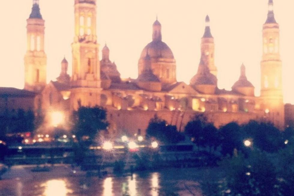 Buscamos la mejor foto de las Fiestas del Pilar 2013. Envíanos la tuya y entra en el sorteo de entradas para el musical de Grease y la Oktoberfest.