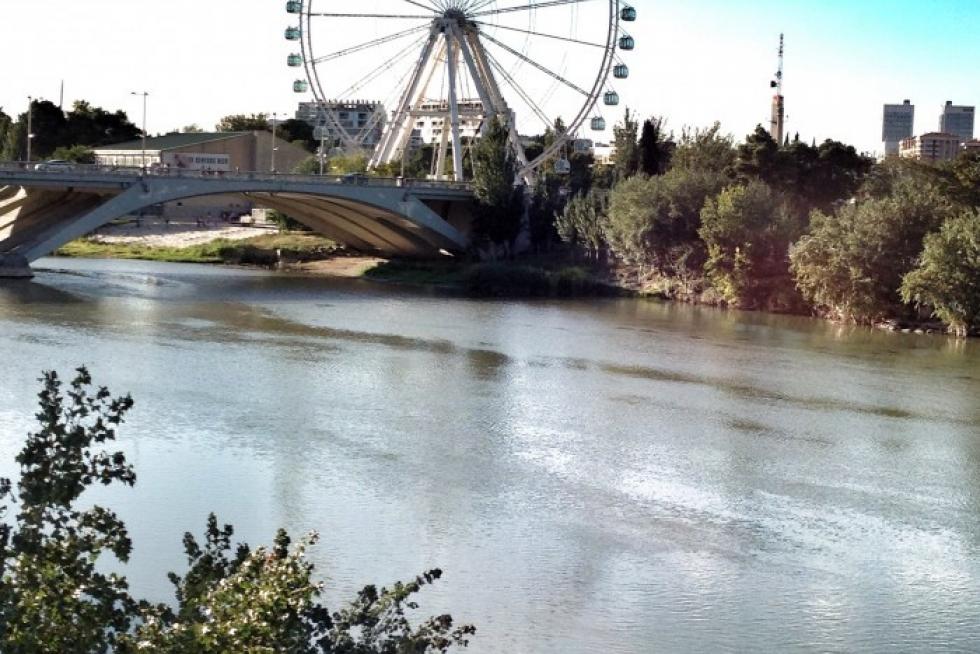 Buscamos la mejor foto de las Fiestas del Pilar 2013. Envíanos la tuya y entra en el sorteo de entradas para el musical de Grease y la Oktoberfest.