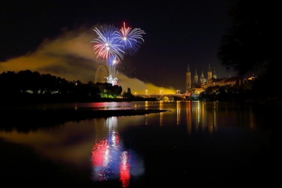 Buscamos la mejor foto de las Fiestas del Pilar 2013. Envíanos la tuya y entra en el sorteo de entradas para el musical de Grease y la Oktoberfest.