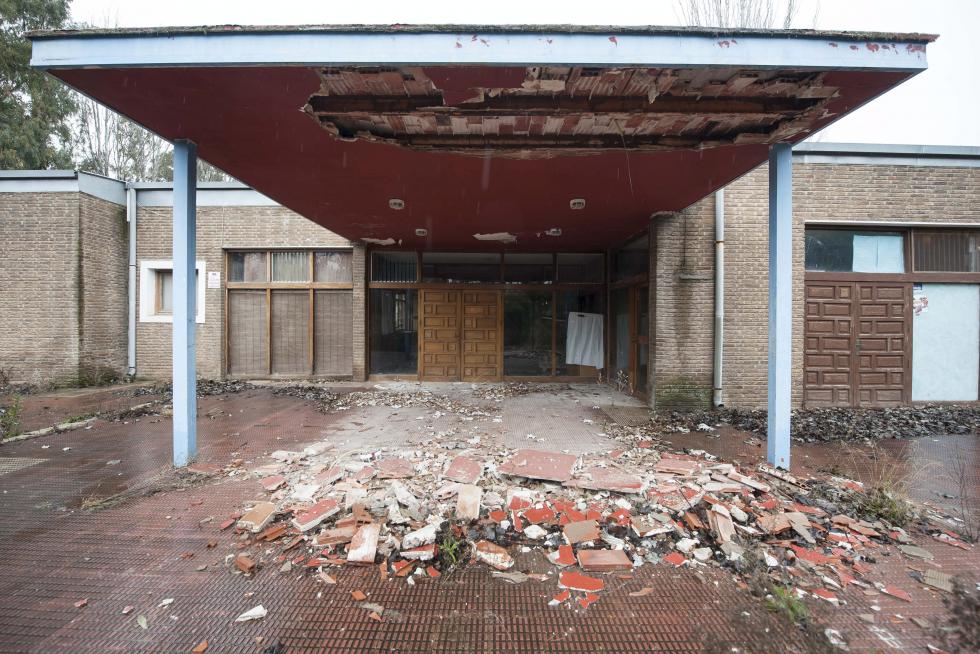 Abandono y vandalismo en el Parque Deportivo Ebro