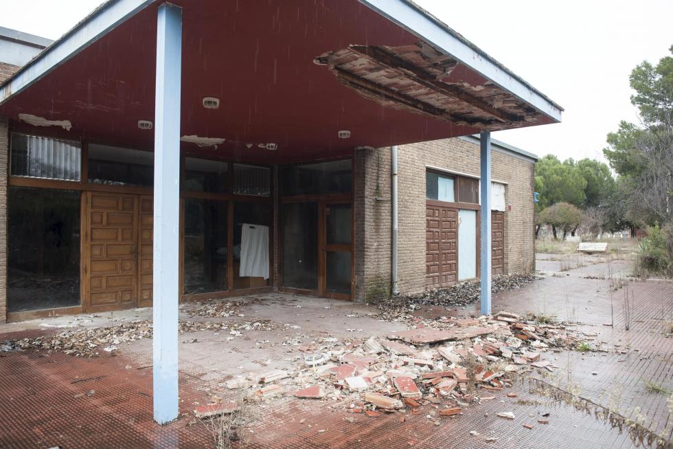 Abandono y vandalismo en el Parque Deportivo Ebro