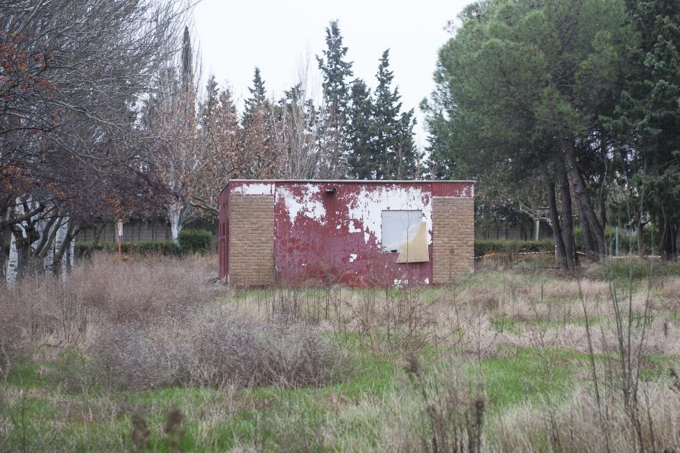 Abandono y vandalismo en el Parque Deportivo Ebro