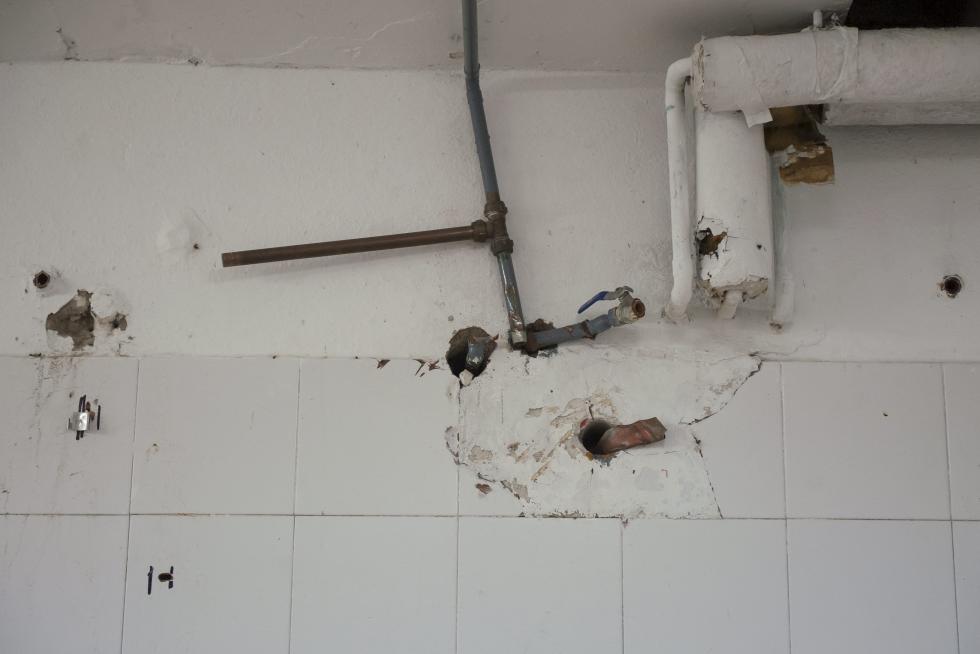 Abandono y vandalismo en el Parque Deportivo Ebro