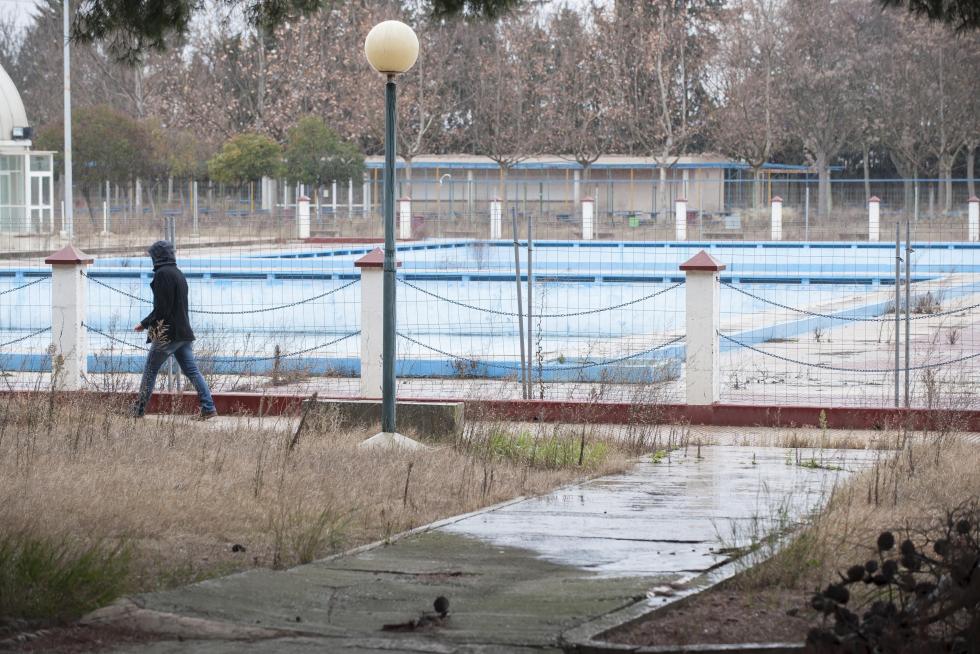 Abandono y vandalismo en el Parque Deportivo Ebro