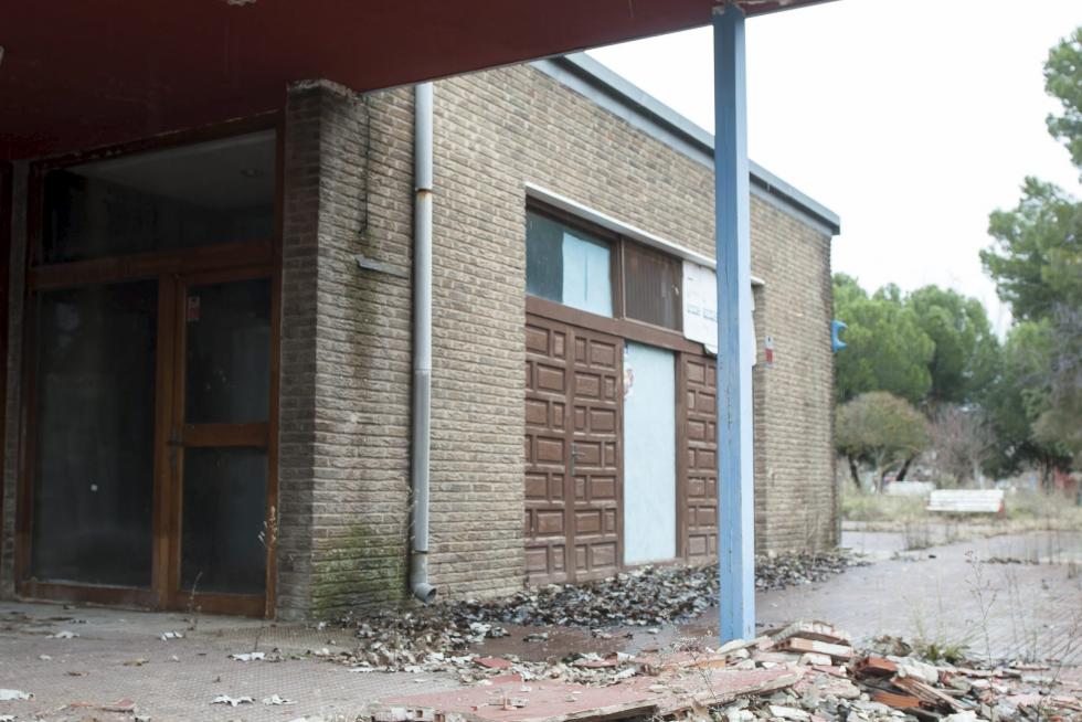 Abandono y vandalismo en el Parque Deportivo Ebro