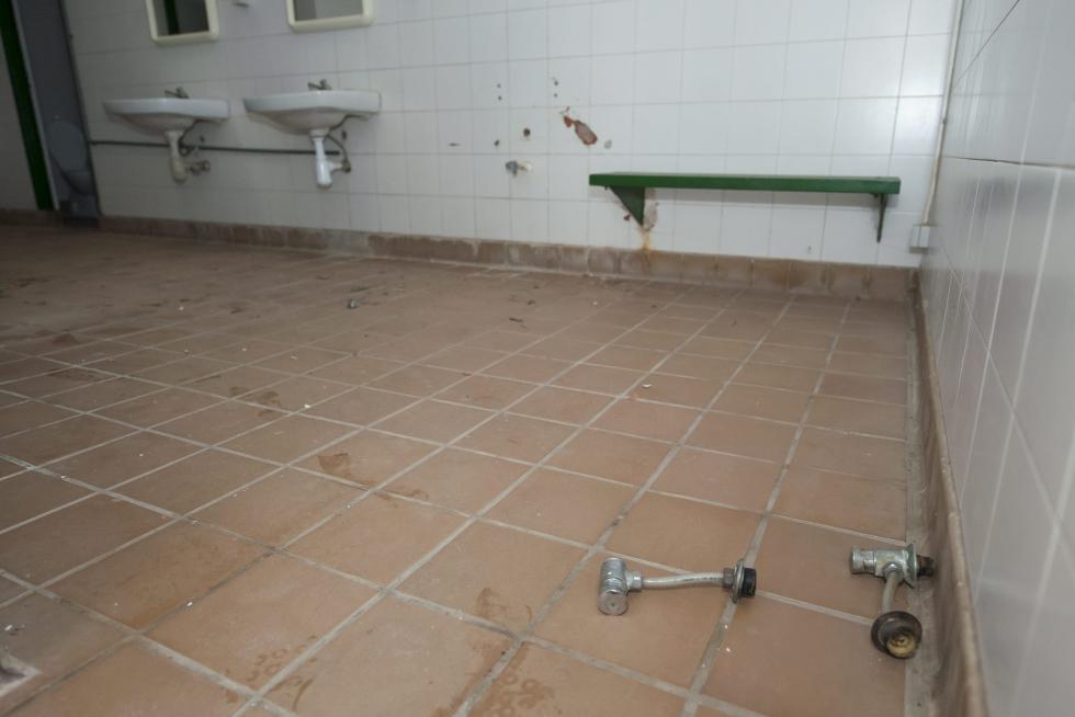 Abandono y vandalismo en el Parque Deportivo Ebro
