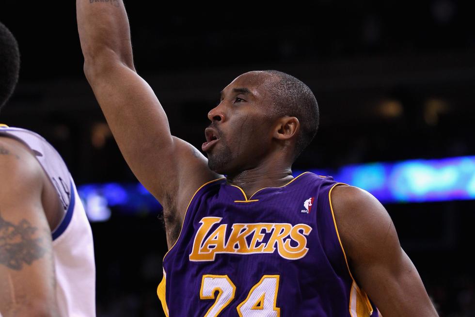Kobe Bryant, jugador franquicia de los Lakers, se perderá el resto de la temporada por lesión
