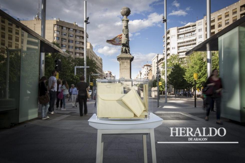 Fotografía de recurso para las elecciones autonómicas y municipales del pasado mes de mayo. Urna electoral en la plaza Aragón de Zaragoza.